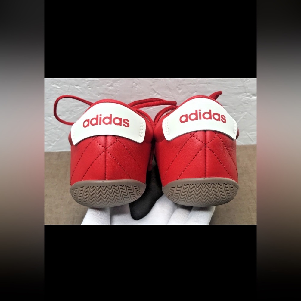 Excellent Adidas Grand Court Lo Women's 8.5 Sneakers Red Leather & White Stripes - Picture 4 of 12